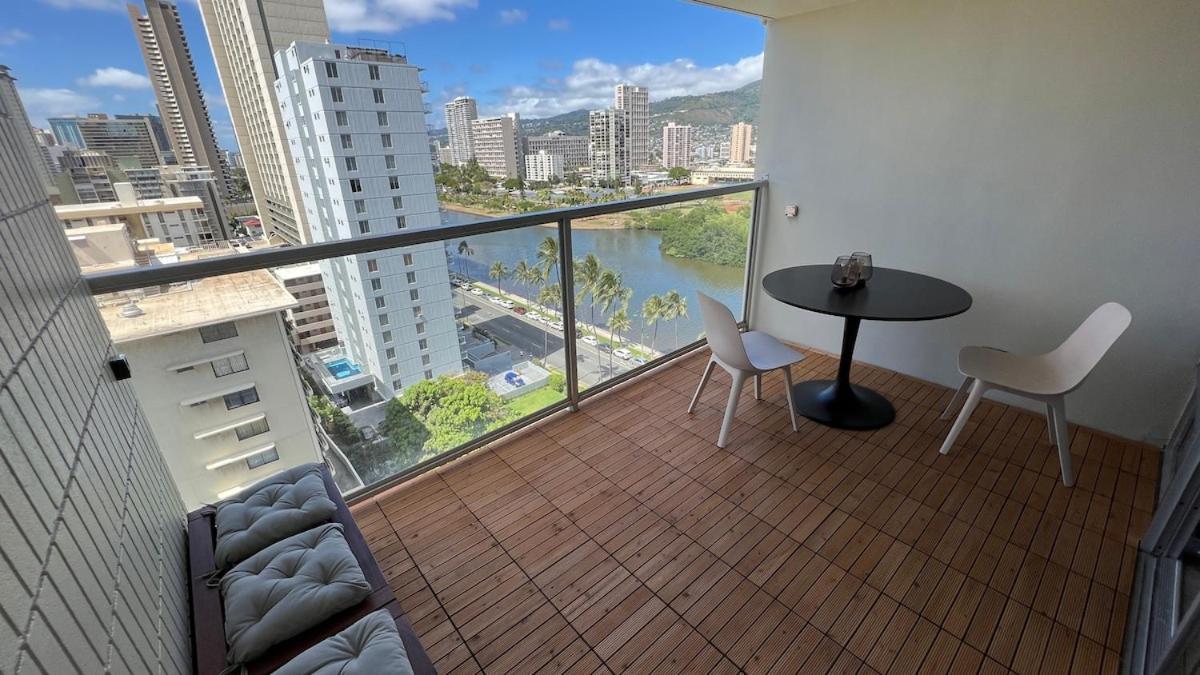 Apartment Beautiful At The Island Colony In Waikiki Honolulu
